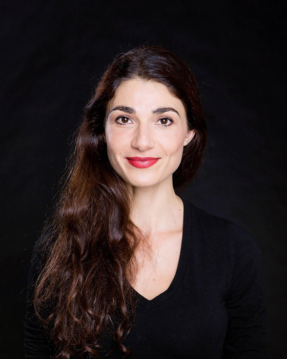 Elinor Carucci headshot