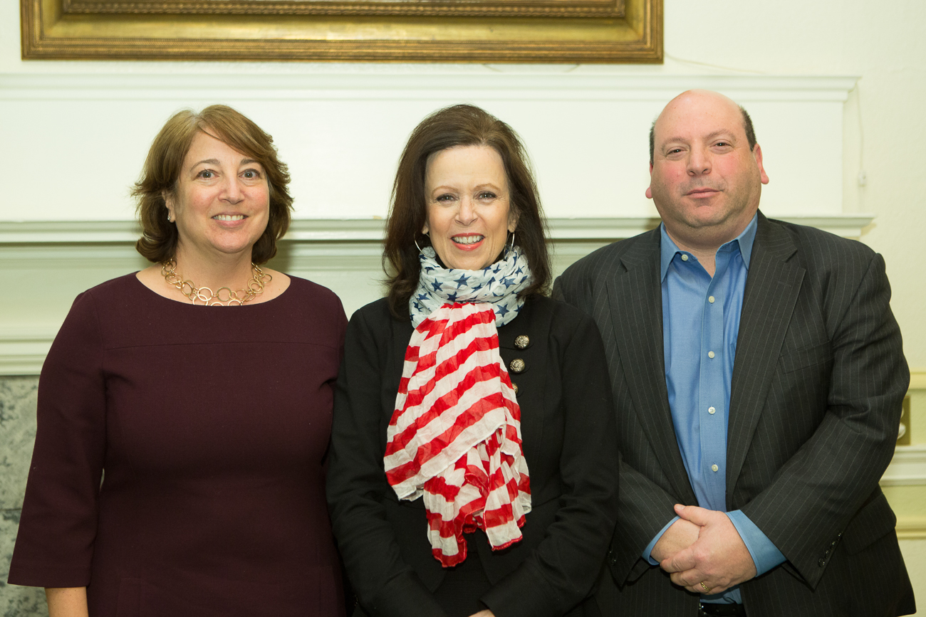 From left: Gerri Weiss, Robin Wright and Lesley President Jeff Weiss.