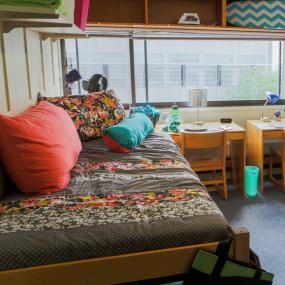 housing Malloch Hall room