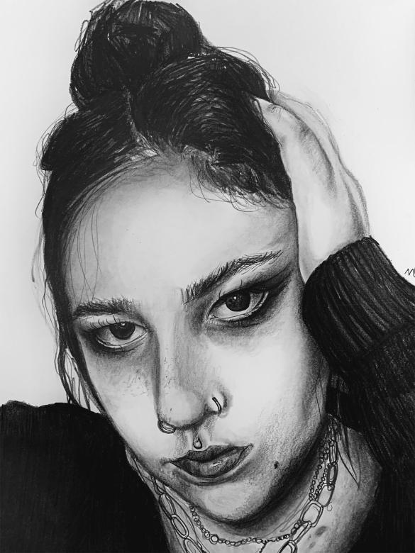 Black and white graphite portrait of a girl