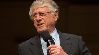Ted Koppel addresses the Lesley University Boston Speakers Series in Symphony Hall.