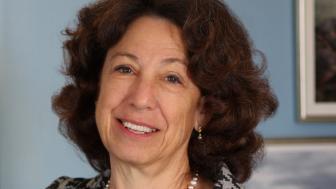 Janet Steinmayer headshot