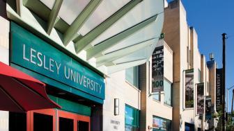 Photo of University Hall exterior 