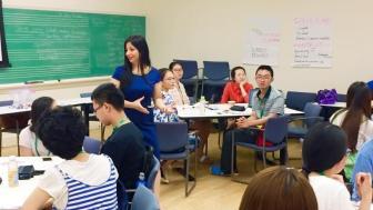 Amy Gooden teaching a class