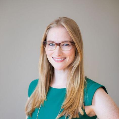 Headshot of Laura Wood