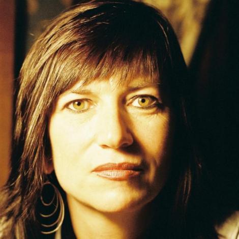 faculty laurie foos