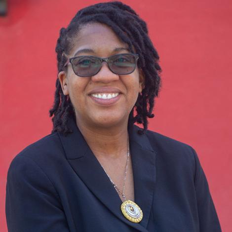 Headshot of Adjunct Professor Maisha Rounds