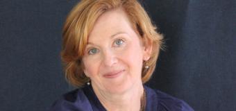 Headshot of Cameron Kelly Rosenblum