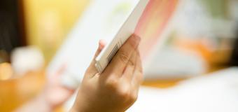 hand holding a book