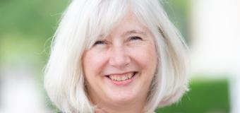 Mary Ann Cappiello headshot, outside