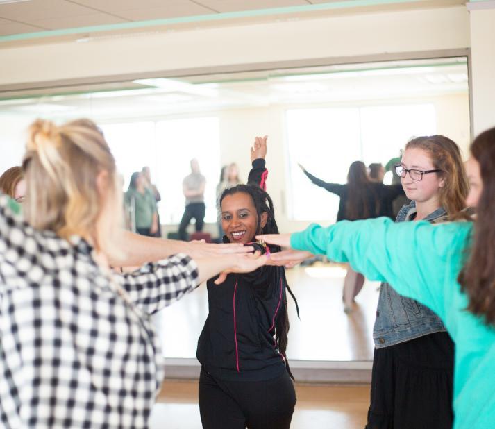 expressive therapies dance class