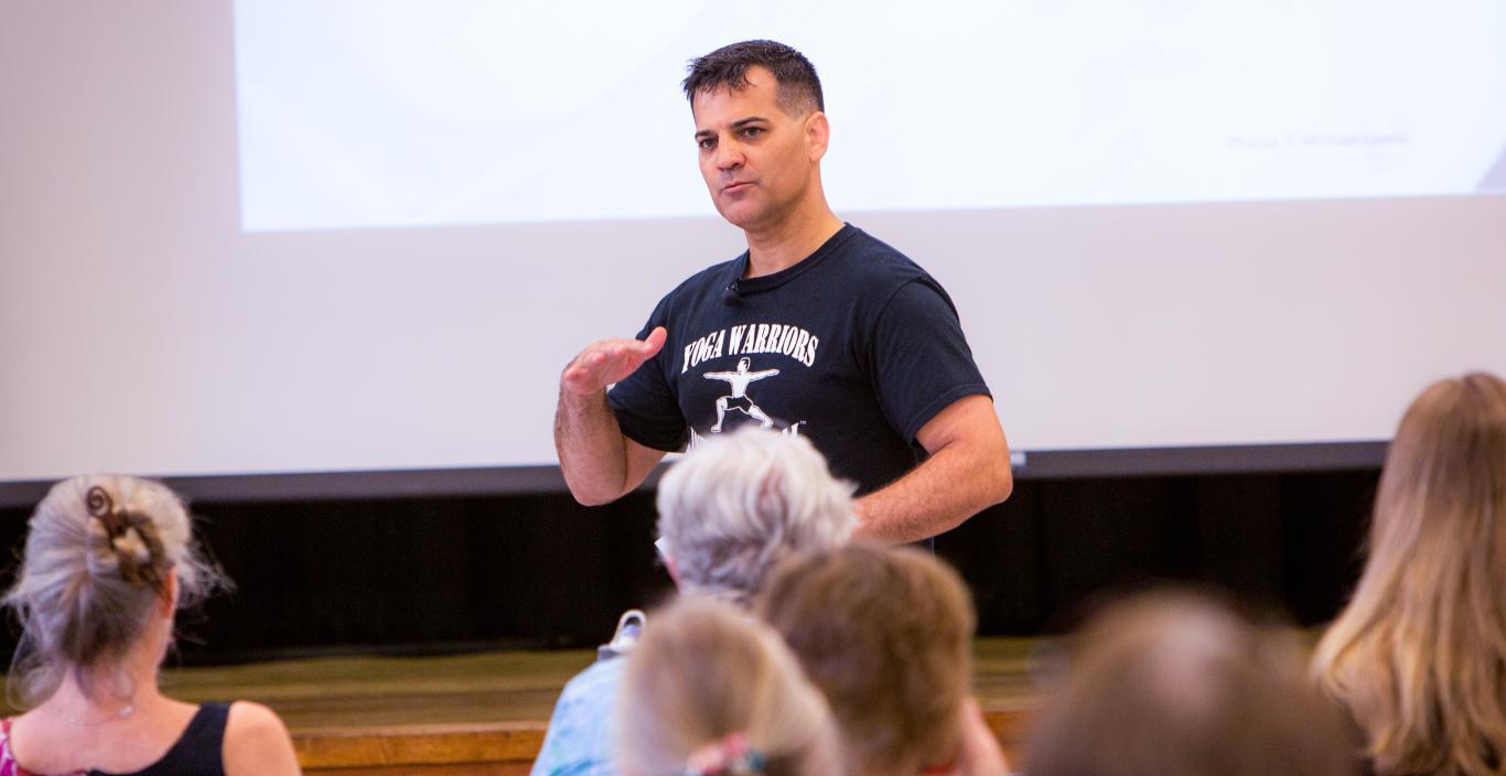 Jon Greuel instructing a class