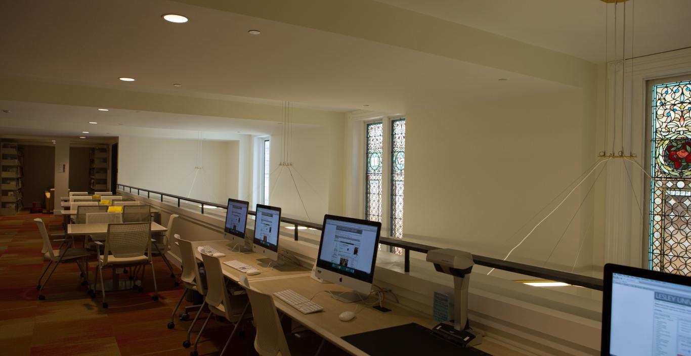 Lunder Arts Center Moriarty Library