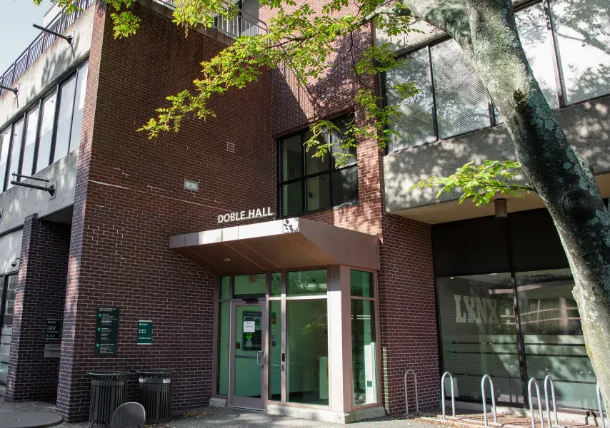 Doble Hall